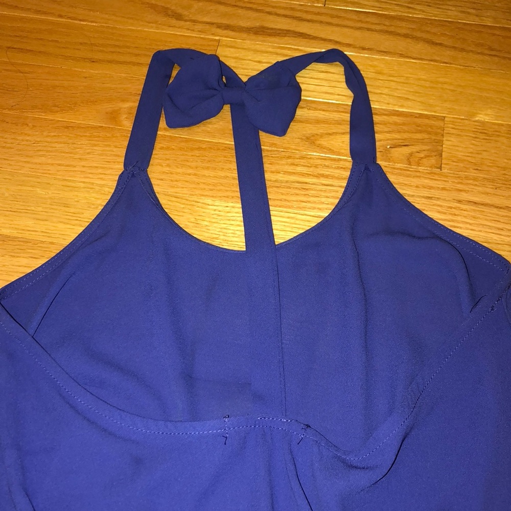 Blue t back top with bow back of neck detail - Picture 4 of 6